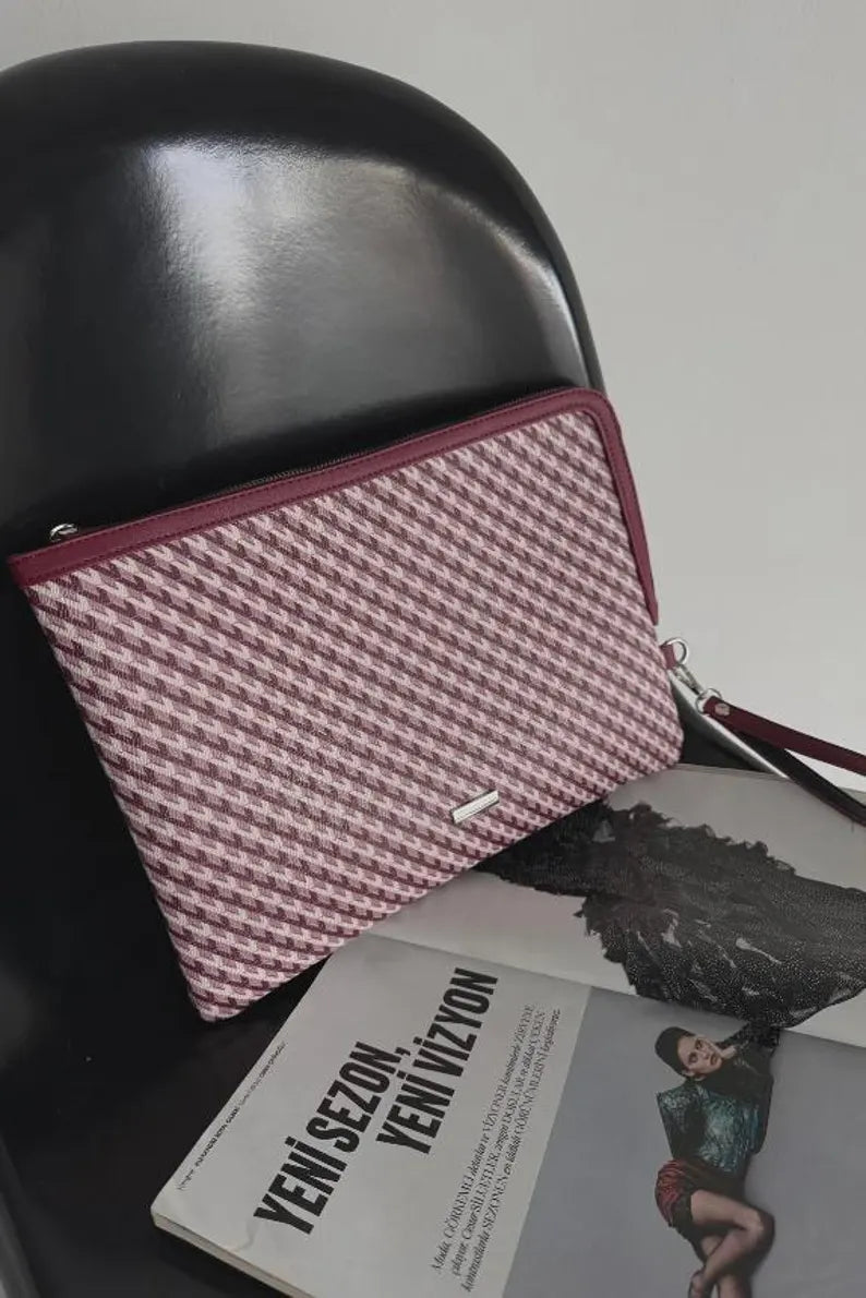 Aesthetic Vegan Leather Laptop Sleeve 13–14”