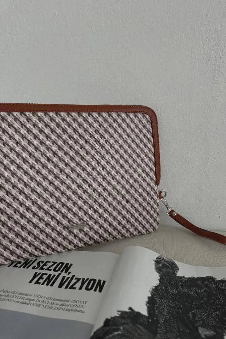 Luxury Monogram Laptop Portfolio 13–14”